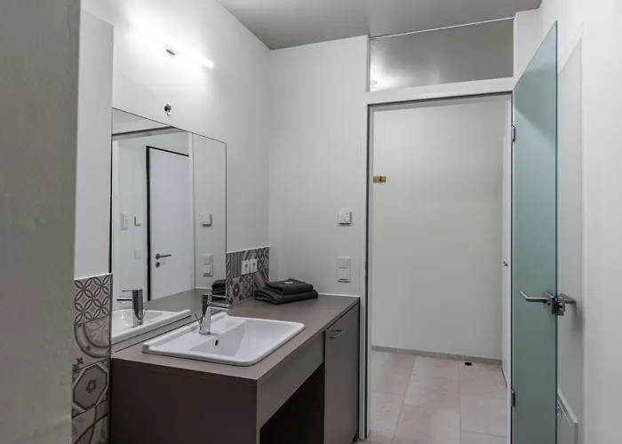 West شقة فندقية 3*